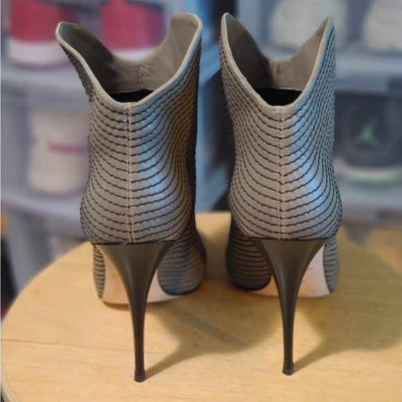 Giuseppe Zanotti Leather Ankle Boots - Picture 2 of 5